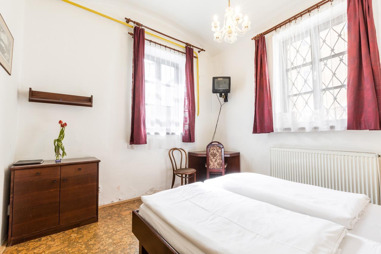 Pension Dientzenhofer Prague Exterior photo